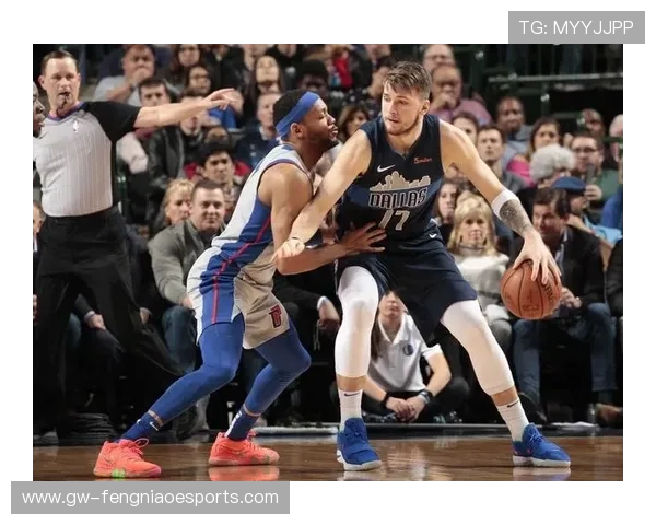 足球球星挂机现象解析:明星球员如何借助技术手段提升训练效果 足球球星挂机现象解析:明星球员如何借助技术手段提升训练效果